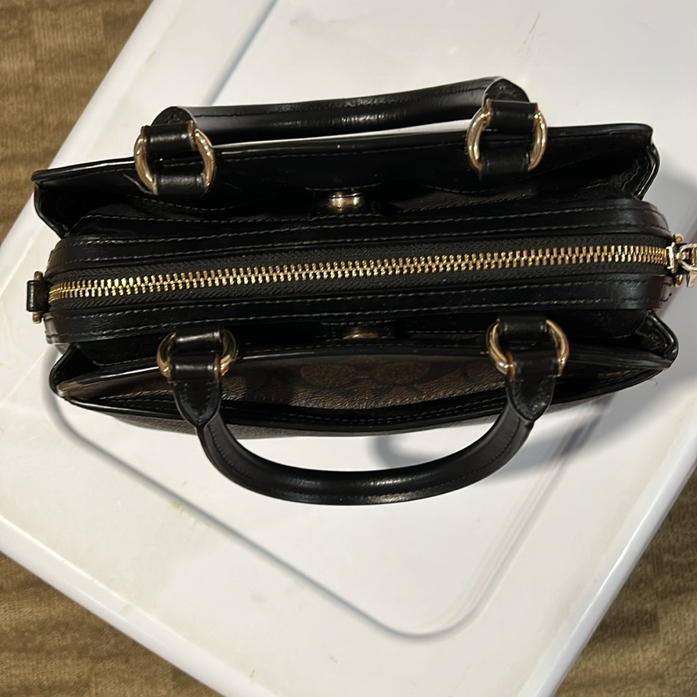 Coach Purse - Picture 3 of 10